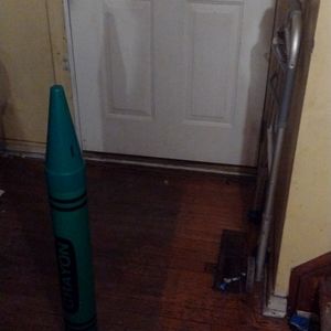 Large Green Crayon For Coins